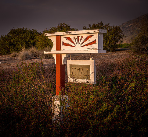 Semple sign color